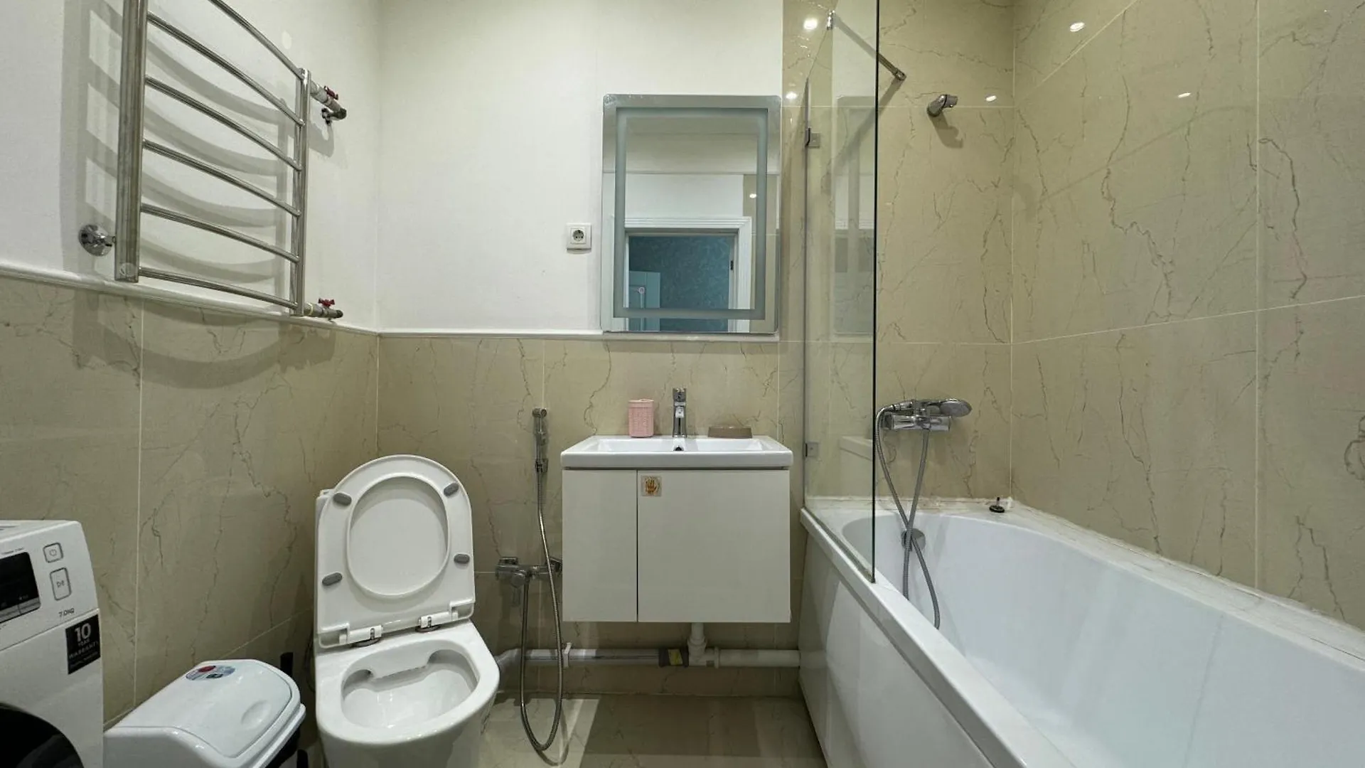 Comfort Apartments Almaty 0*,